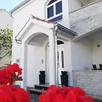 Apartmán Tina Rogoznica (Sibenik-Knin)