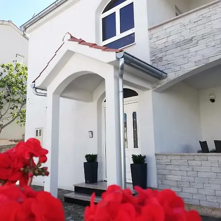 Appartement Tina Rogoznica (Sibenik-Knin)