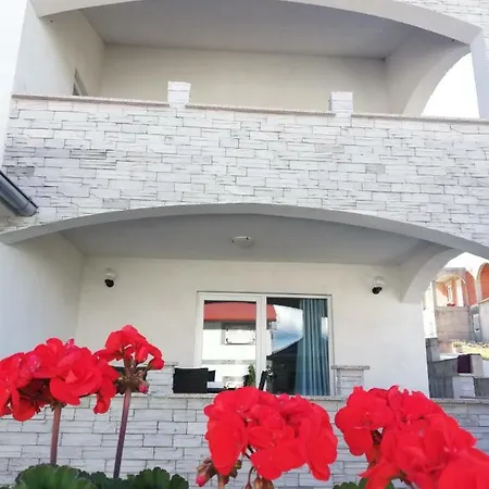 Tina Apartment Rogoznica (Sibenik-Knin)