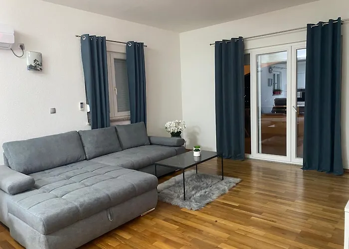 Tina Rogoznica (Sibenik-Knin)